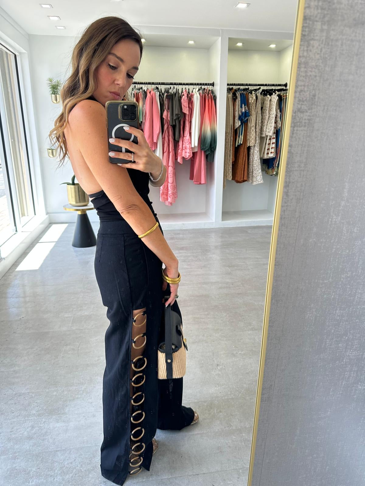 BLACK ARO PANTS