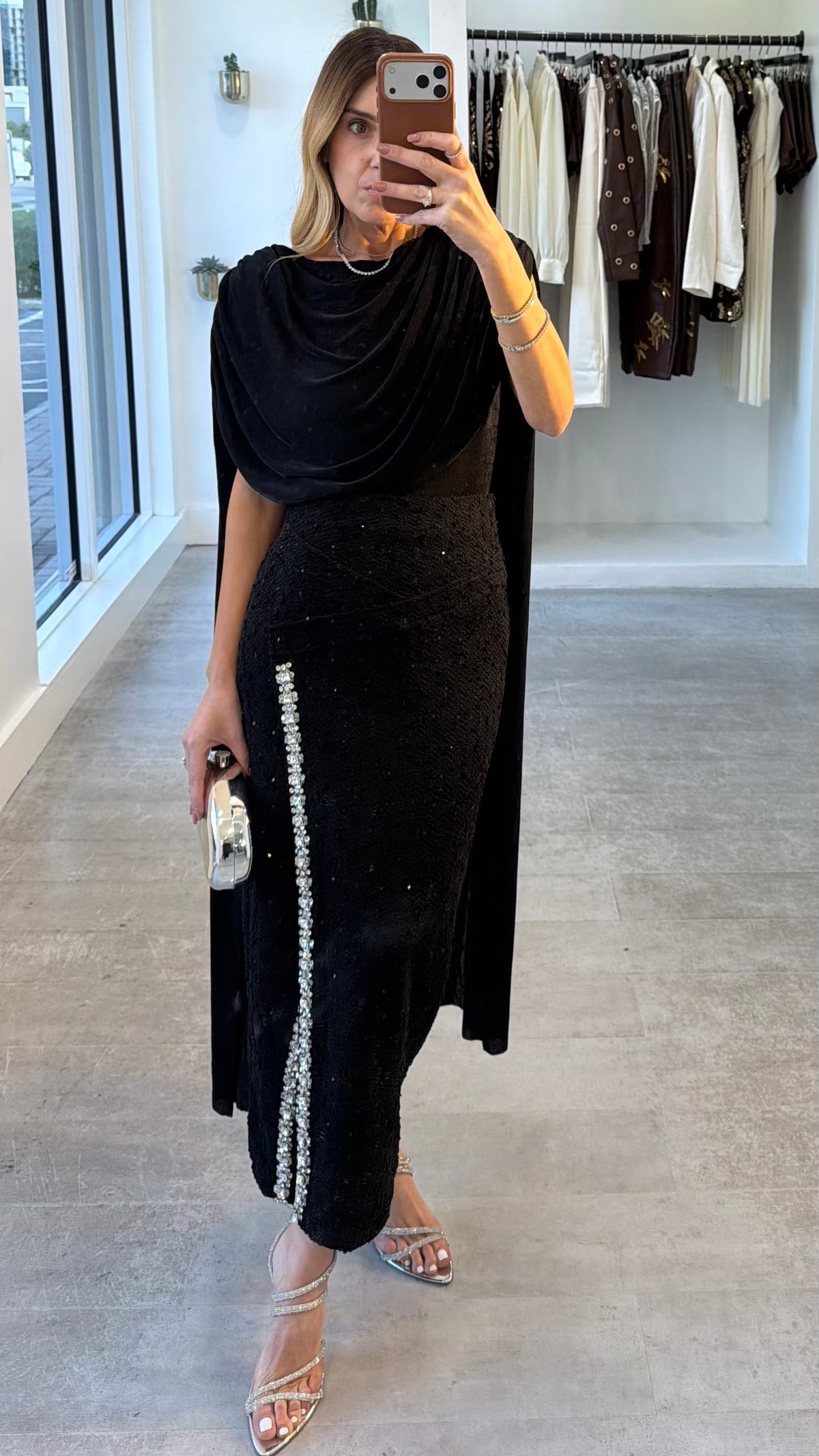 NOIR CAPE BODY