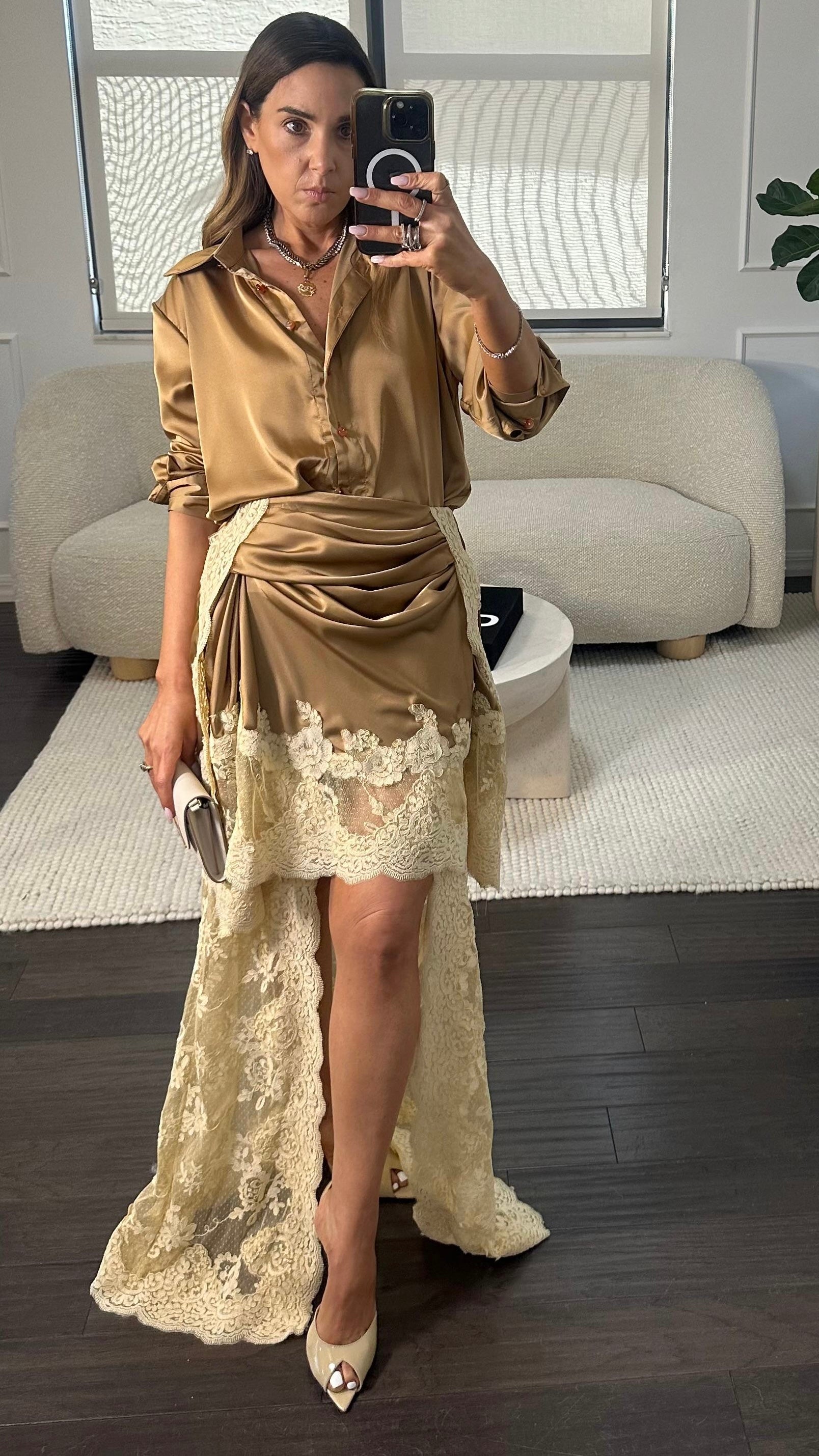 (Pre-order) CHAMPAGNE LACE SKIRT SET