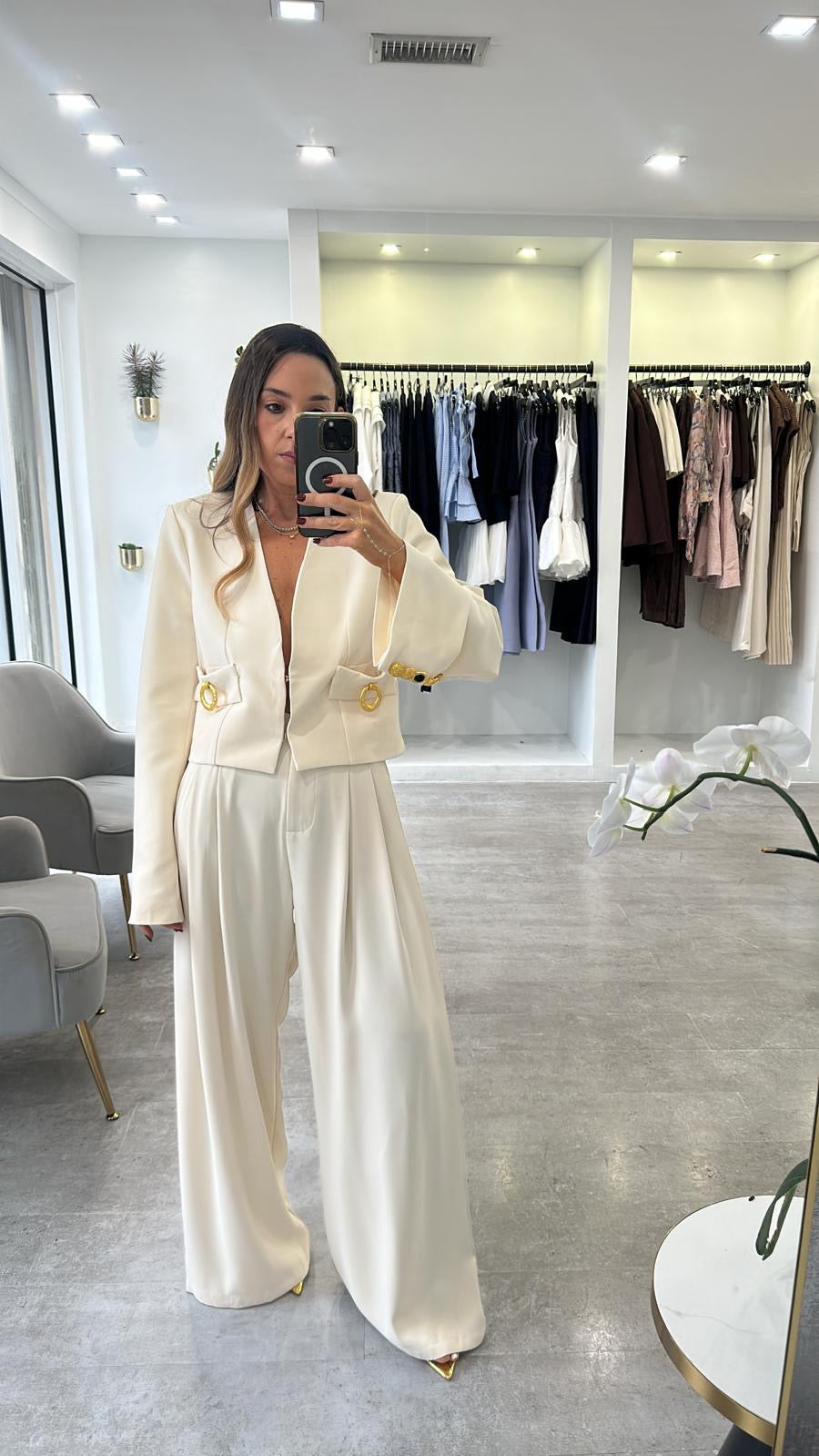 THE IVORY BLAZER