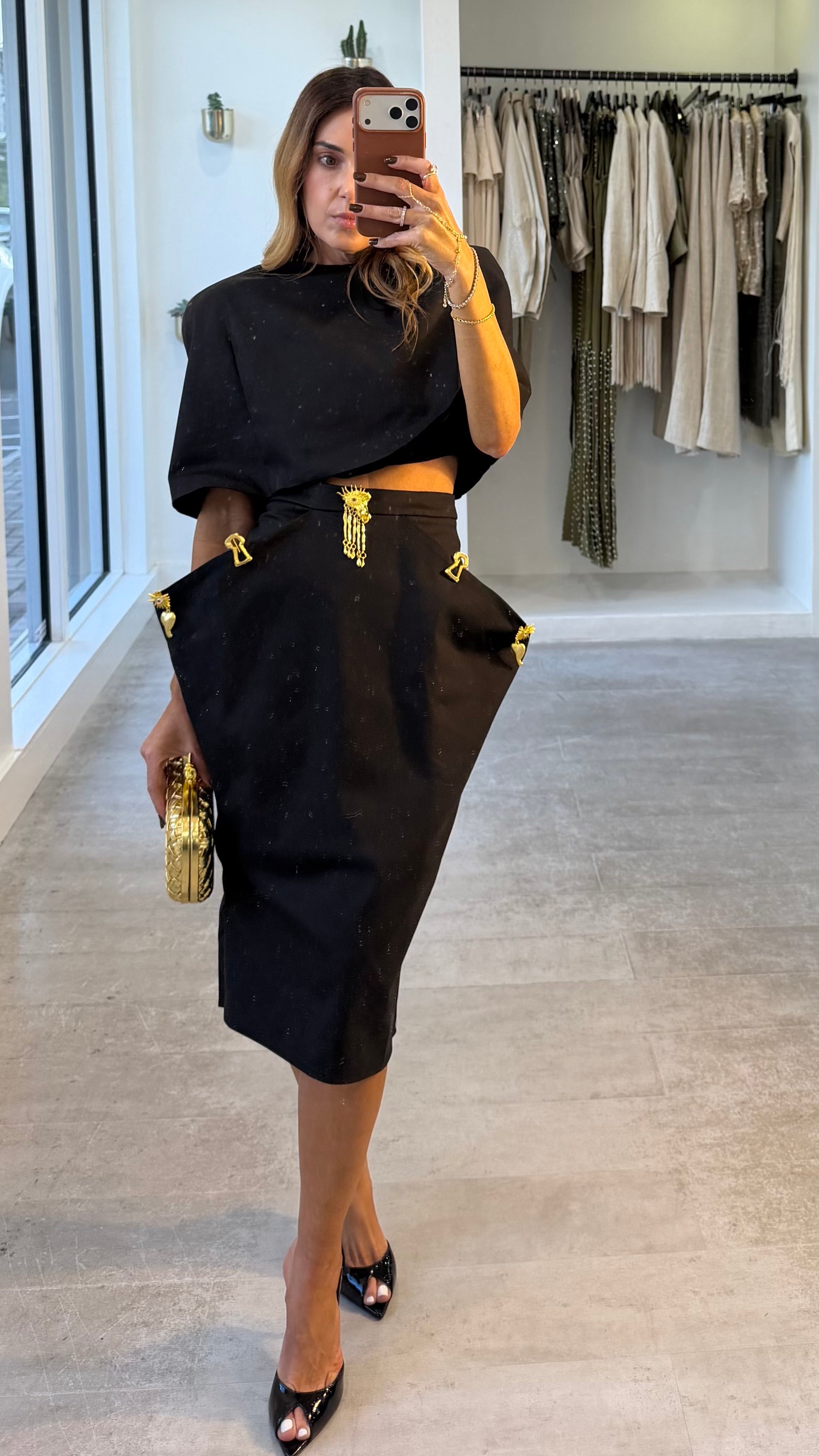 CAPE GOLDEN SKIRT SET