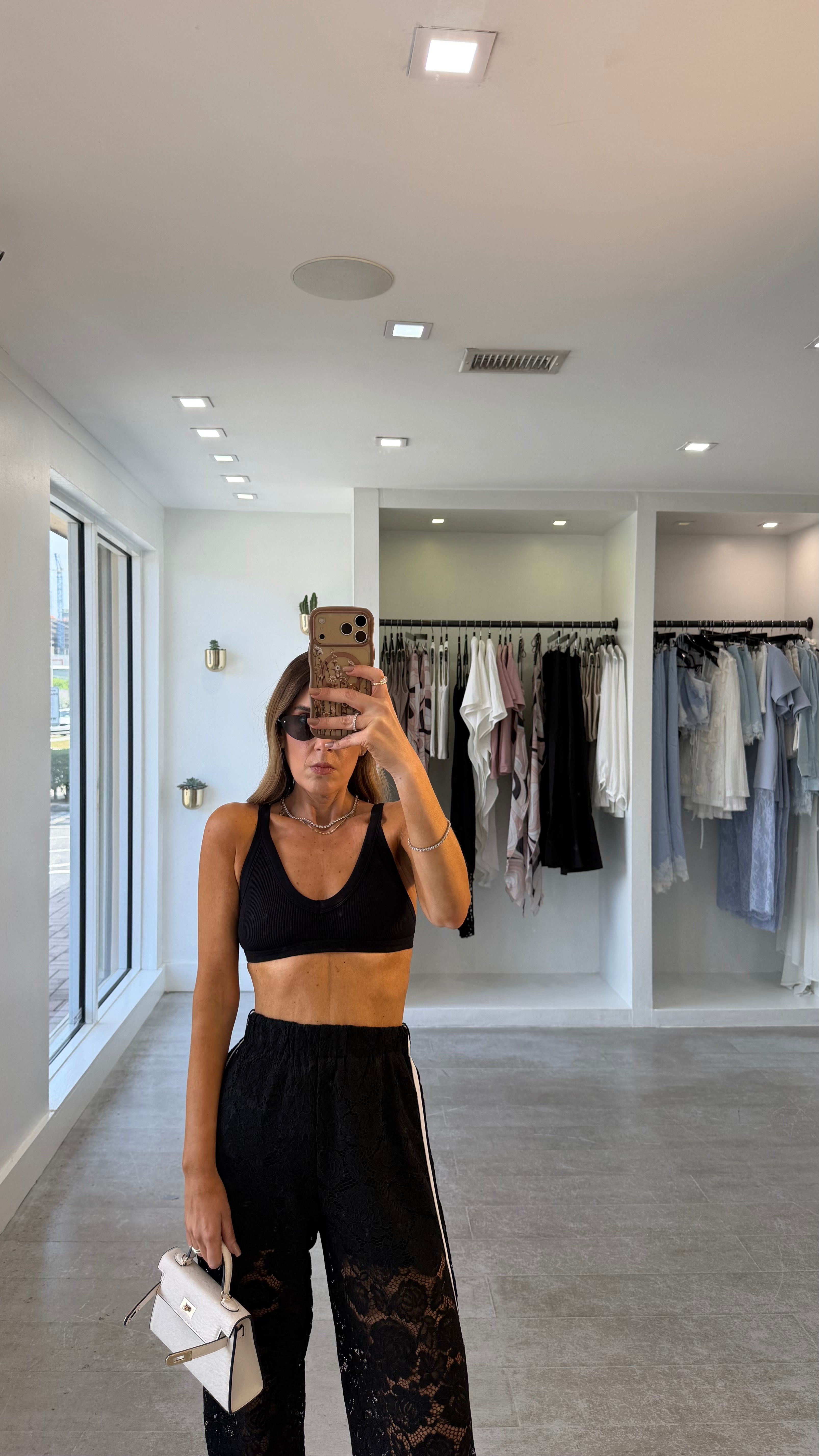 RIBBED BLACK BRALETTE