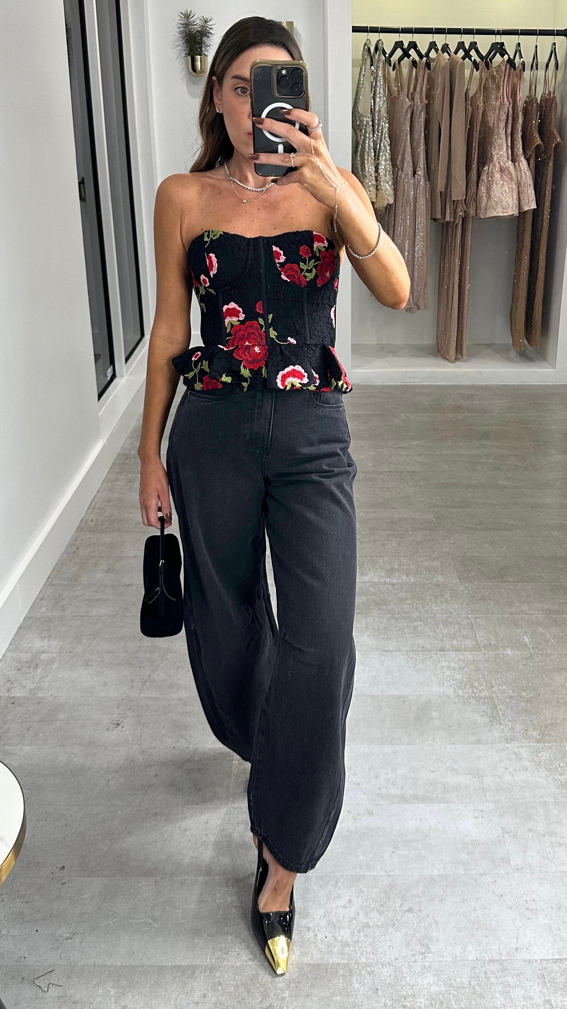 THE BLACK DENIM BARRELL