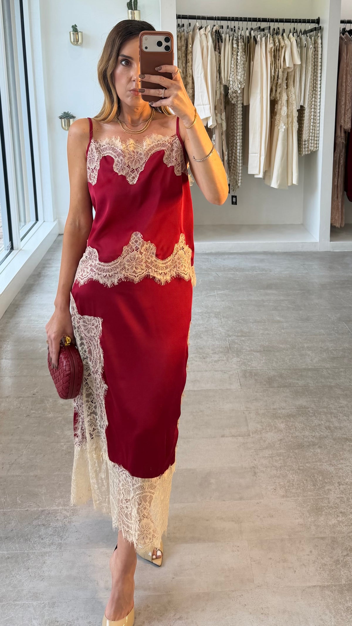 SCARLET LACE SET