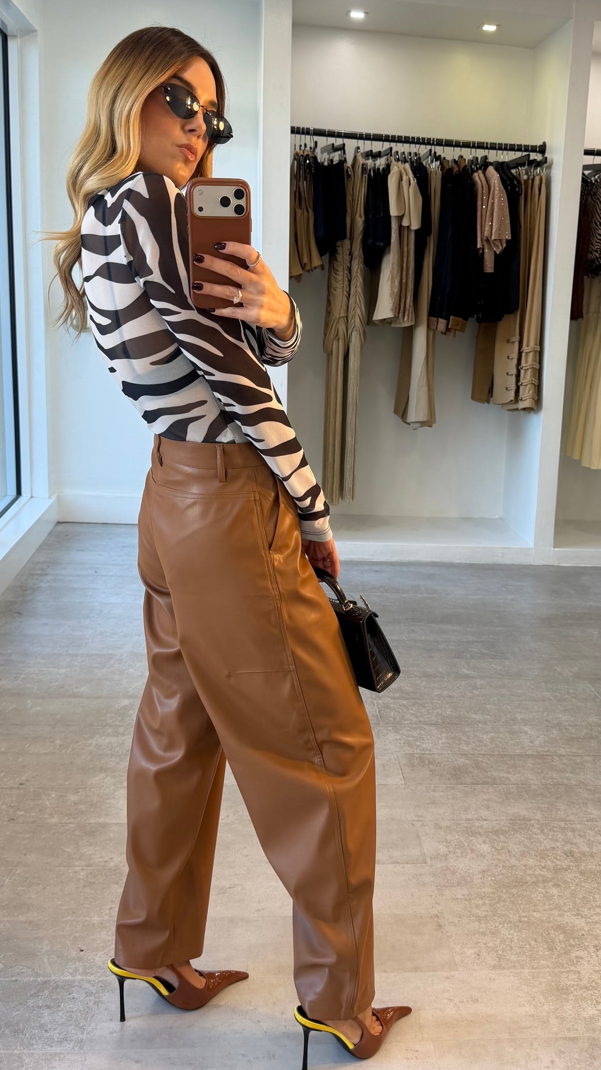 ZEBRA ILLUSION BODY