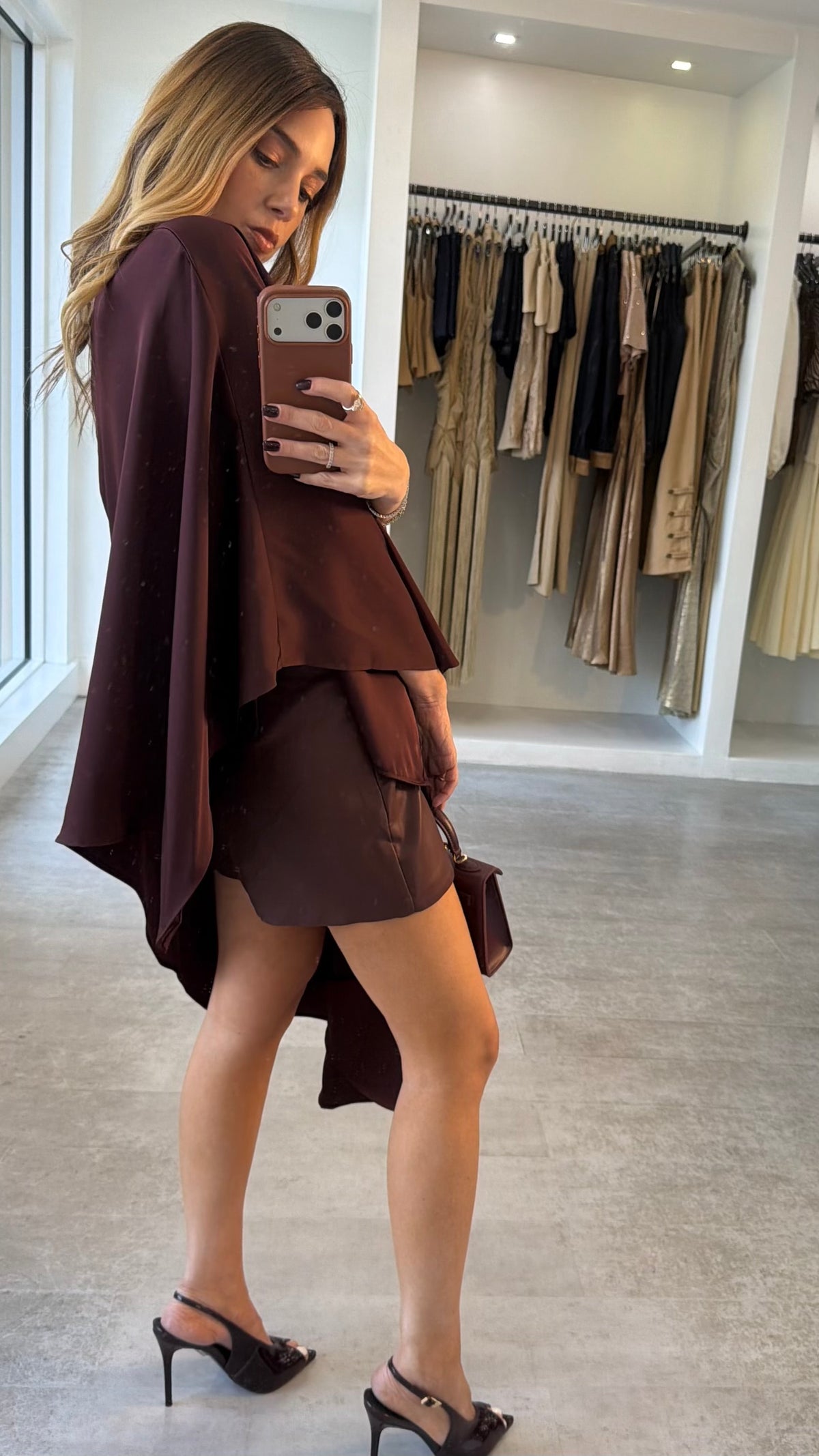 BORDEAUX MUSE CAPE