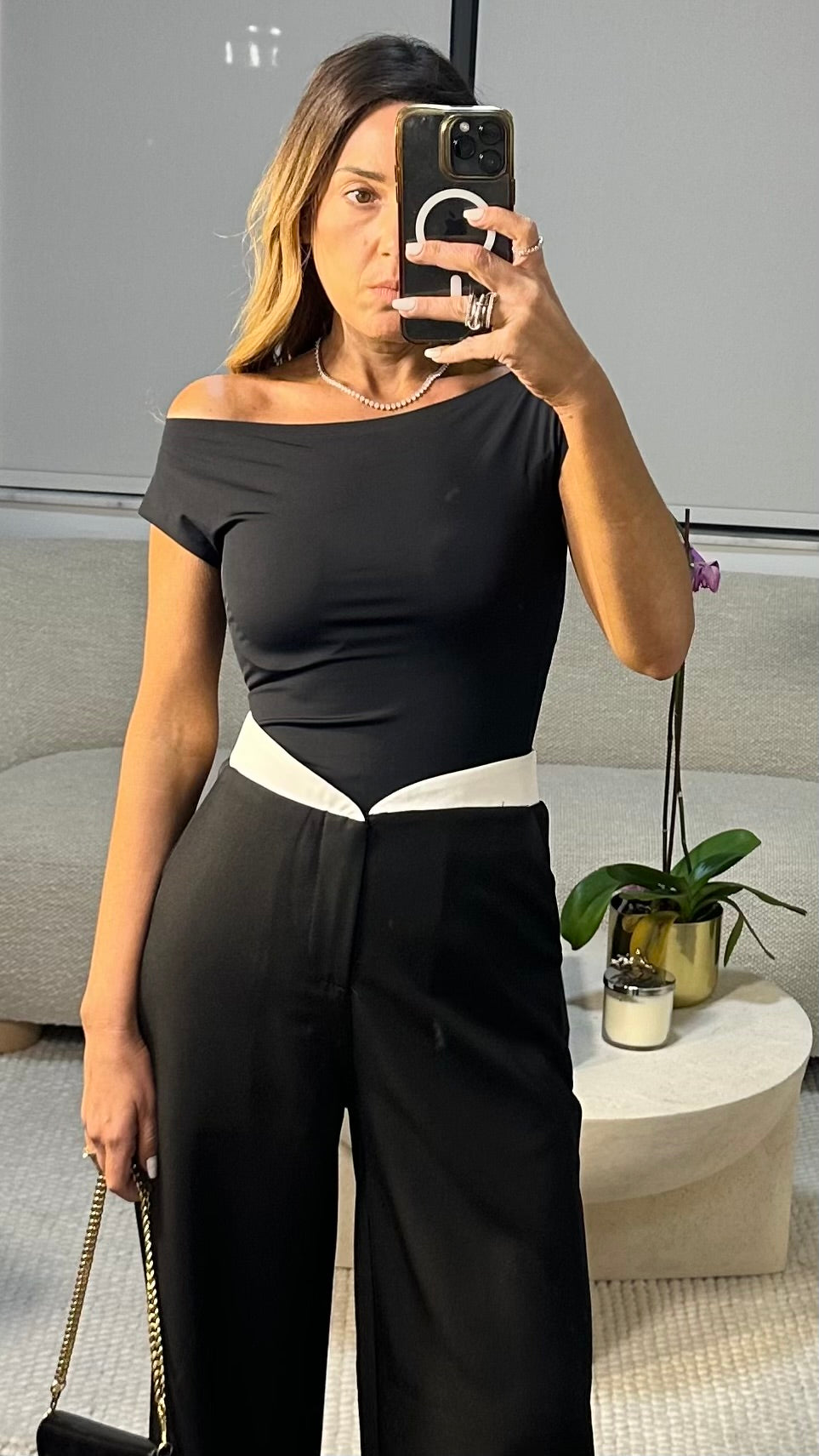 OFF SHOULDER BLACK TOP