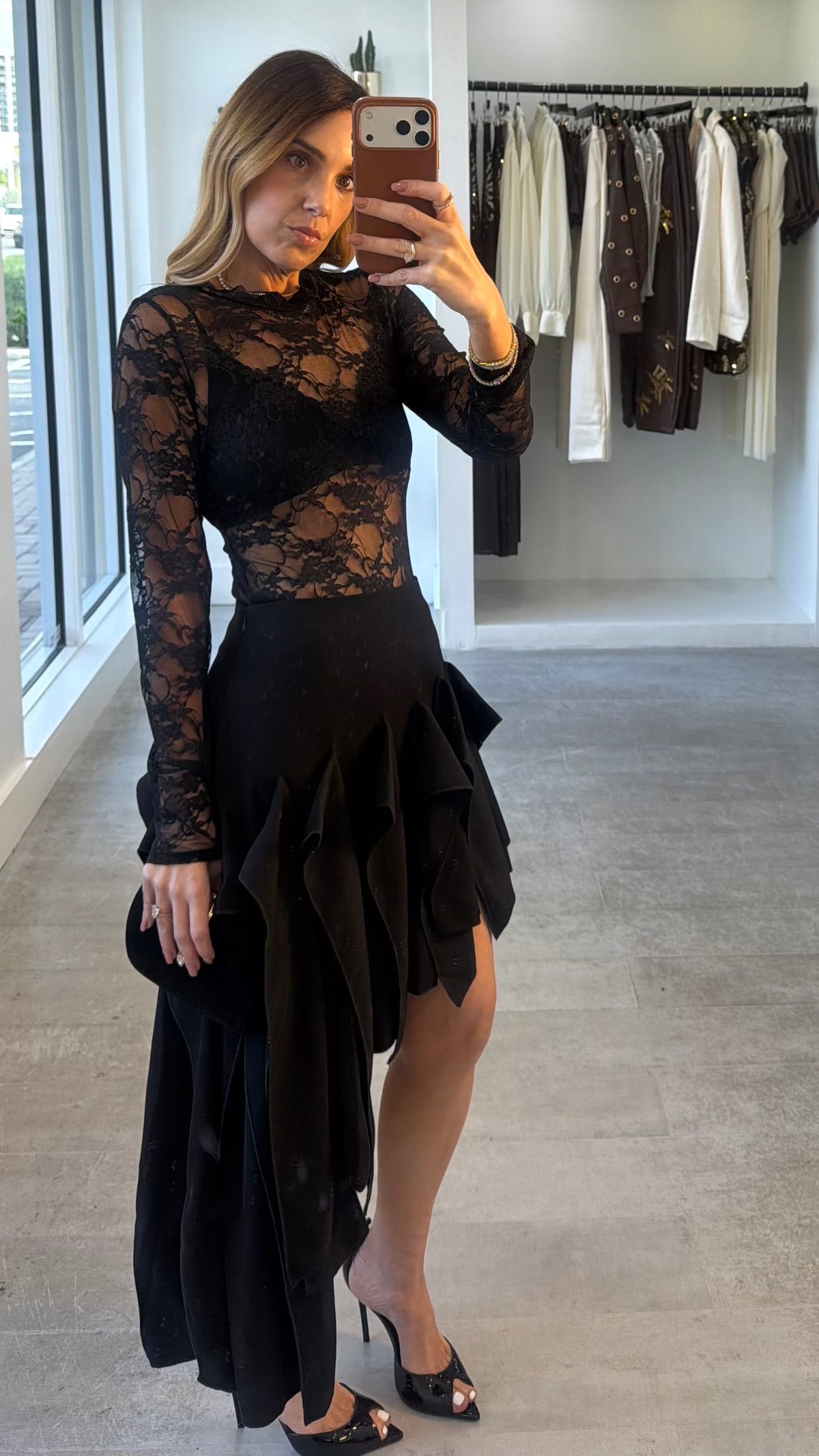 SABLE SCULPT SKIRT
