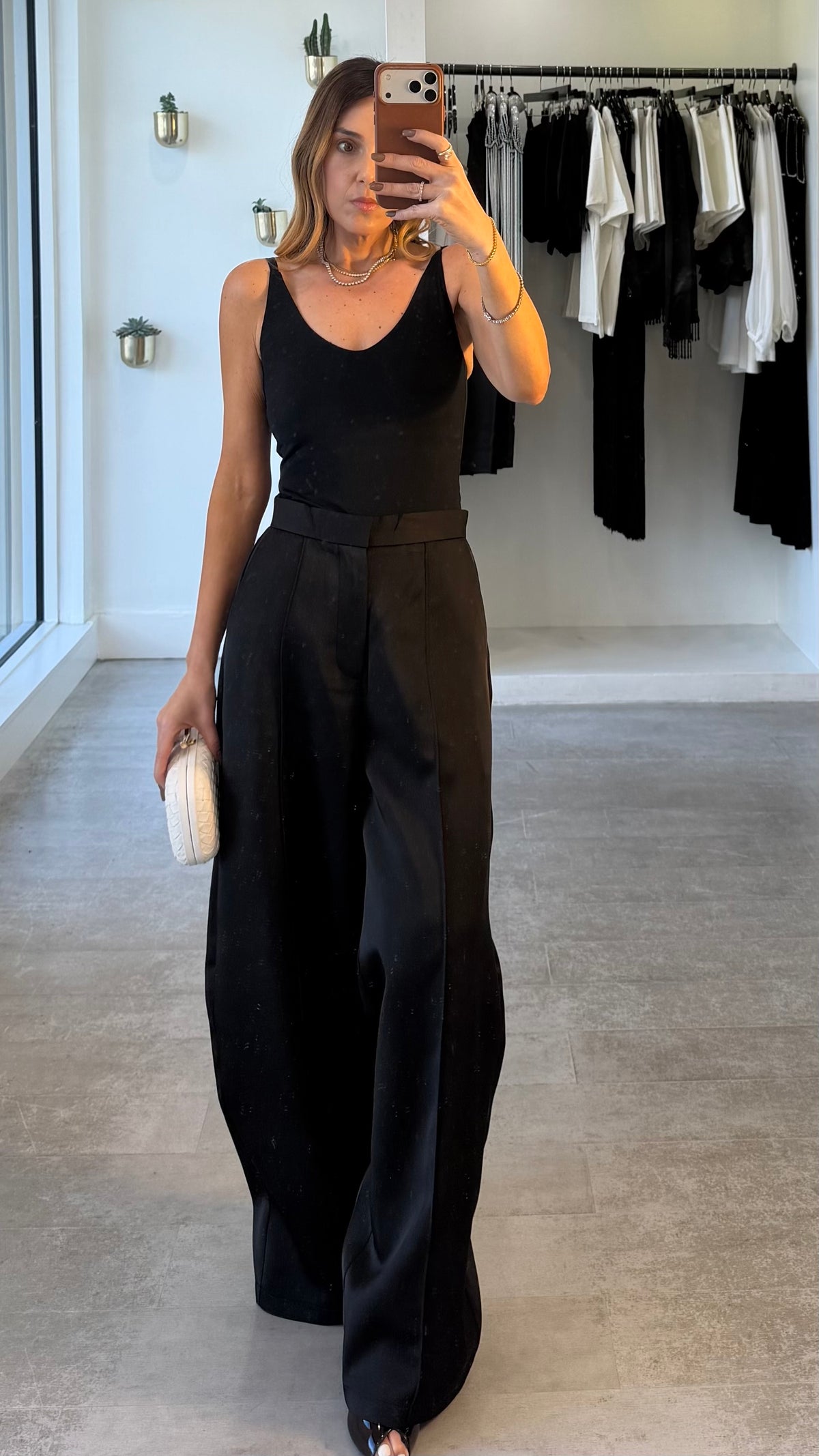 NIGHT SLEEK TROUSER