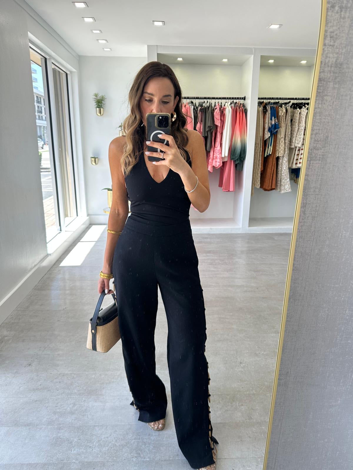 BLACK ARO PANTS