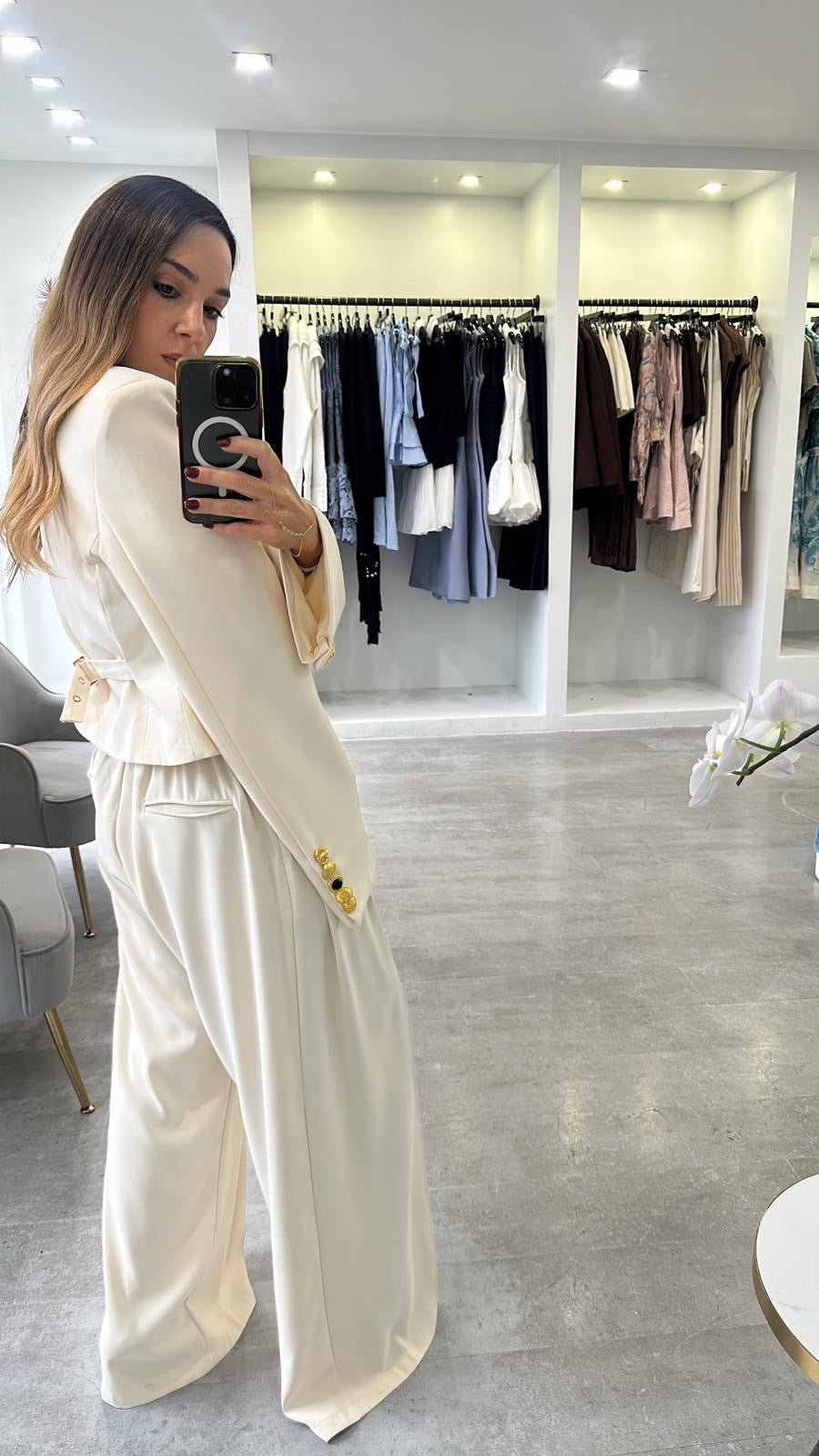THE IVORY BLAZER