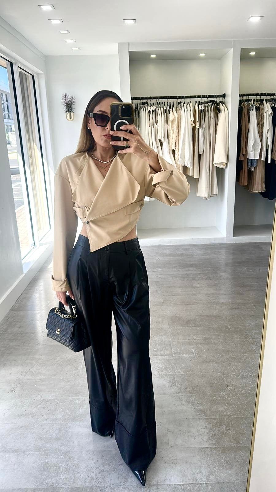 BLACK WIDELEG TROUSERS