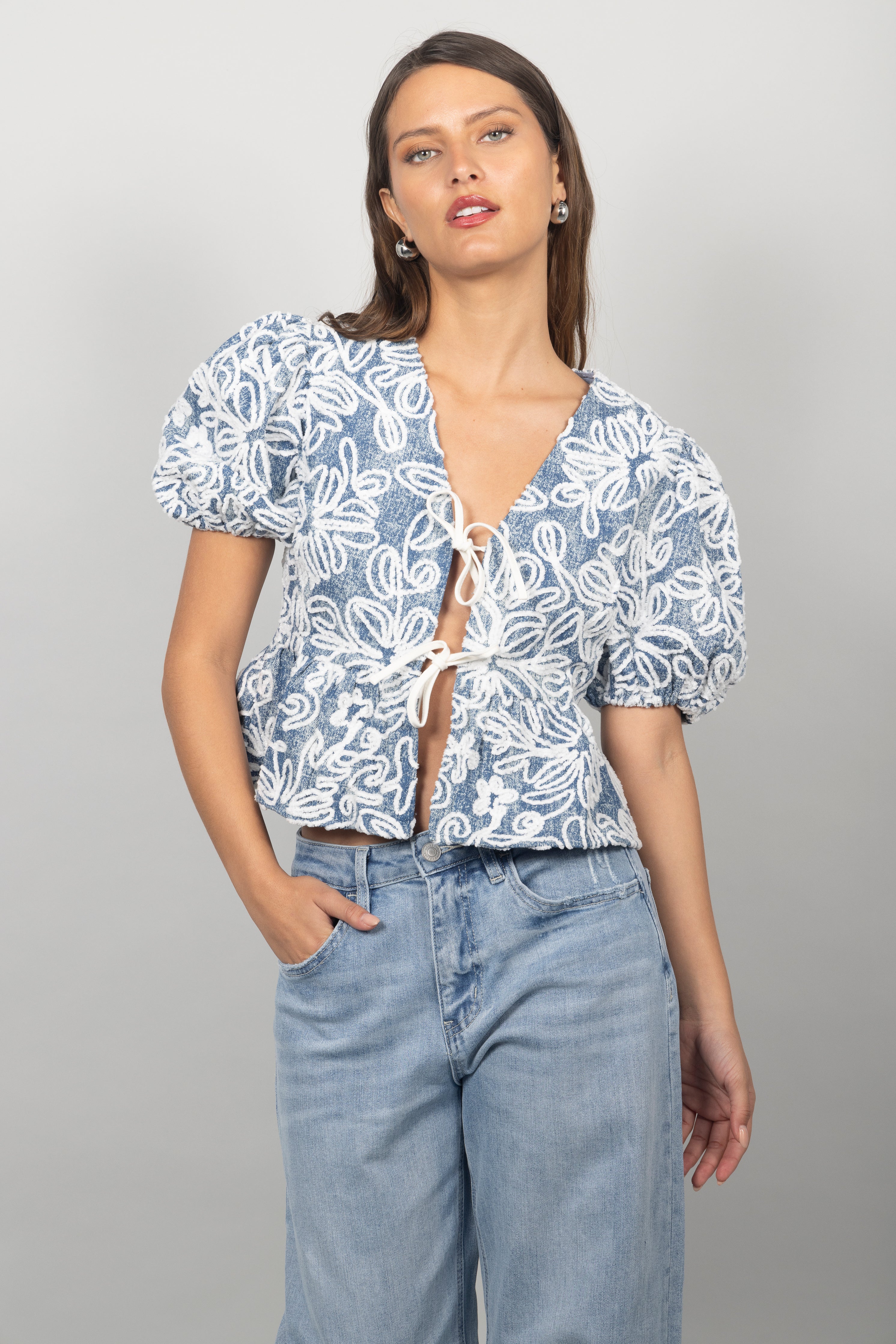 BLOOM TIE DENIM TOP