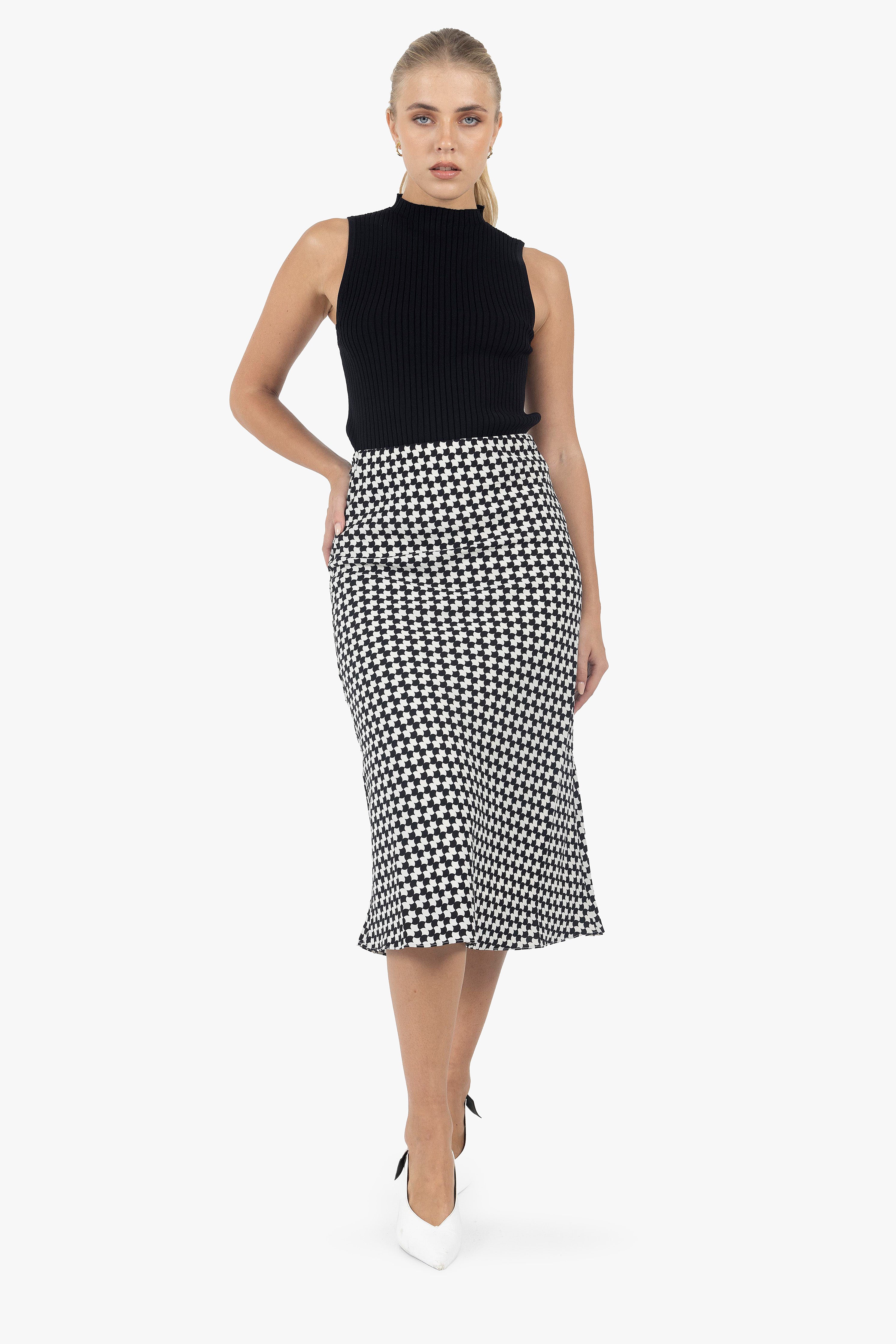 CHIC CONTRAST SKIRT