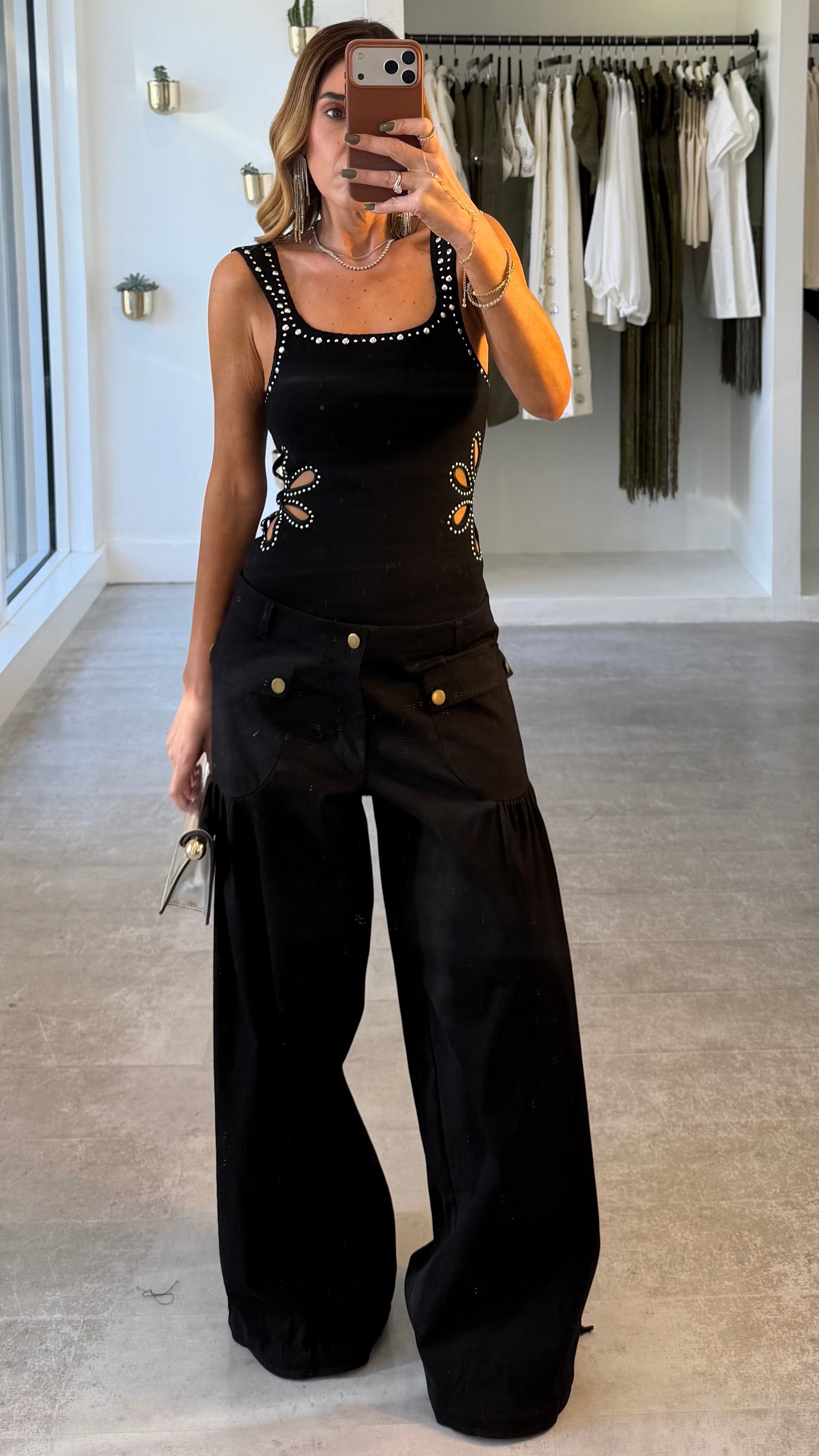BLACK FLOW PANTS