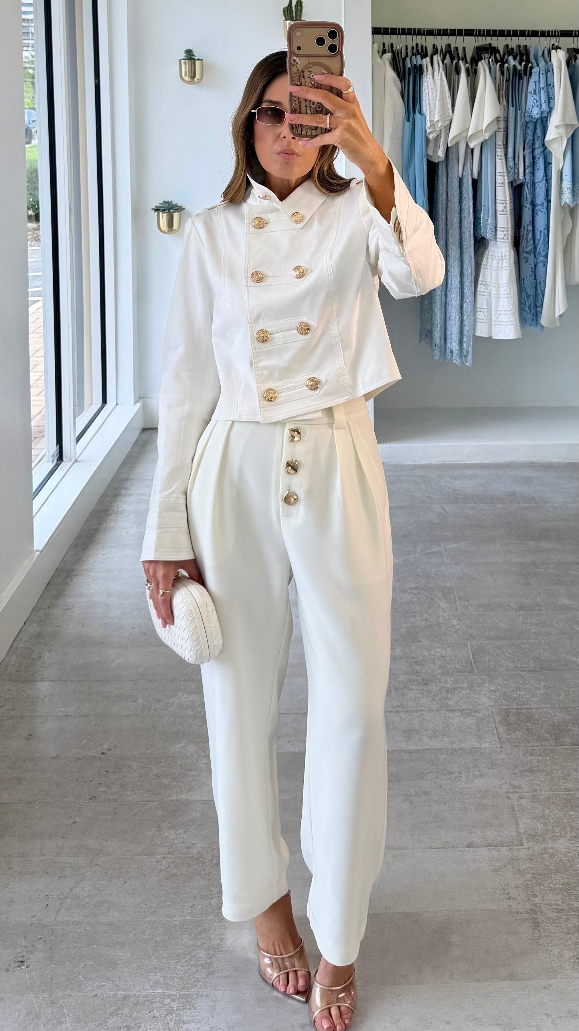 GOLD BUTTON WHITE TROUSER