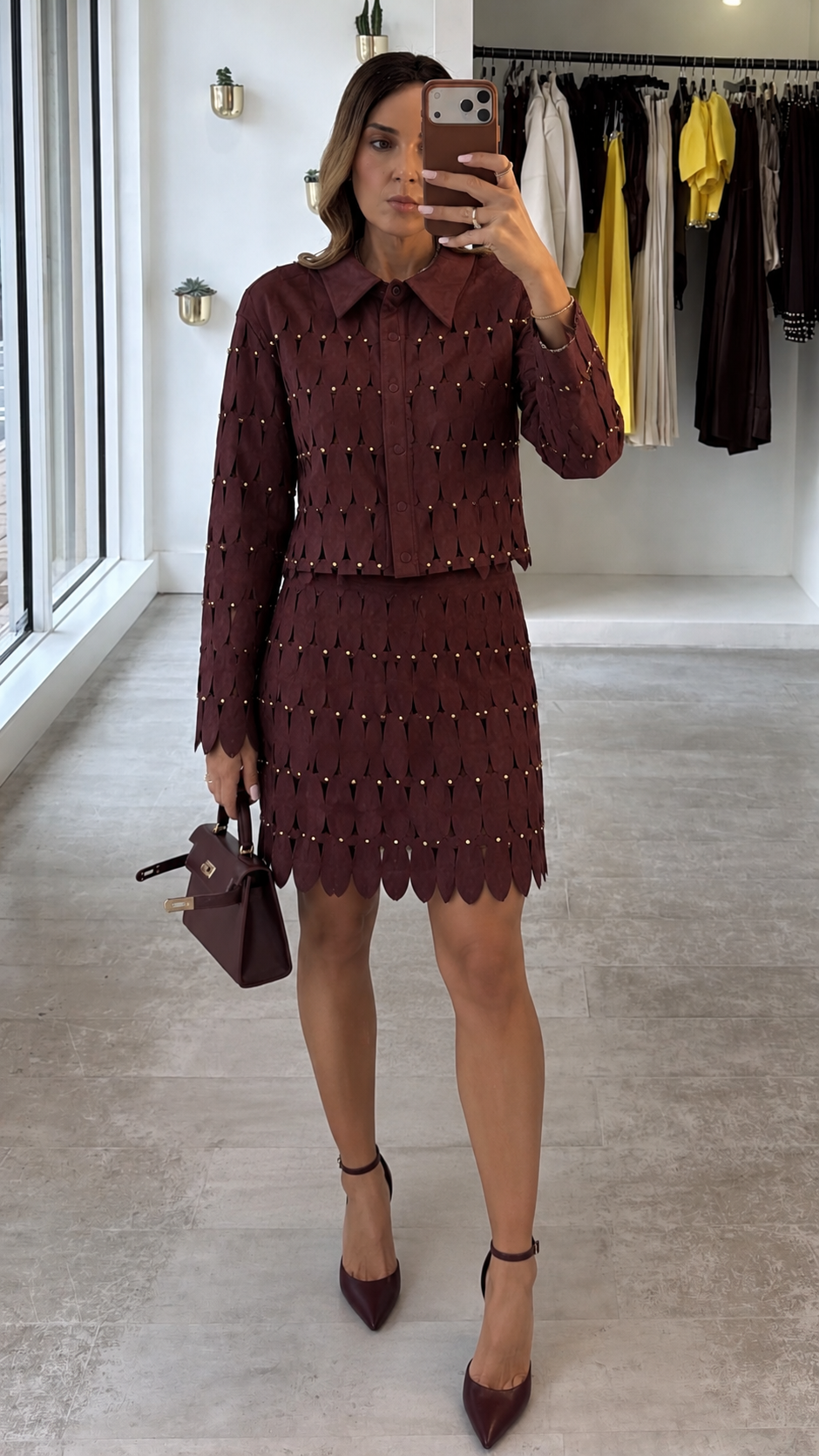 WINE STUDDED SET