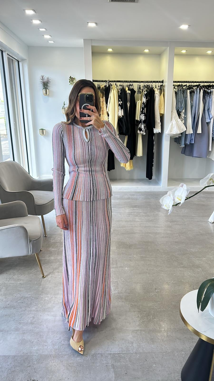 NEUTRAL STRIPED SKIRT SET