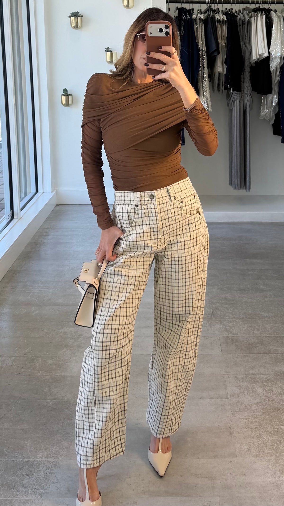 CHECKMATE BARREL JEANS