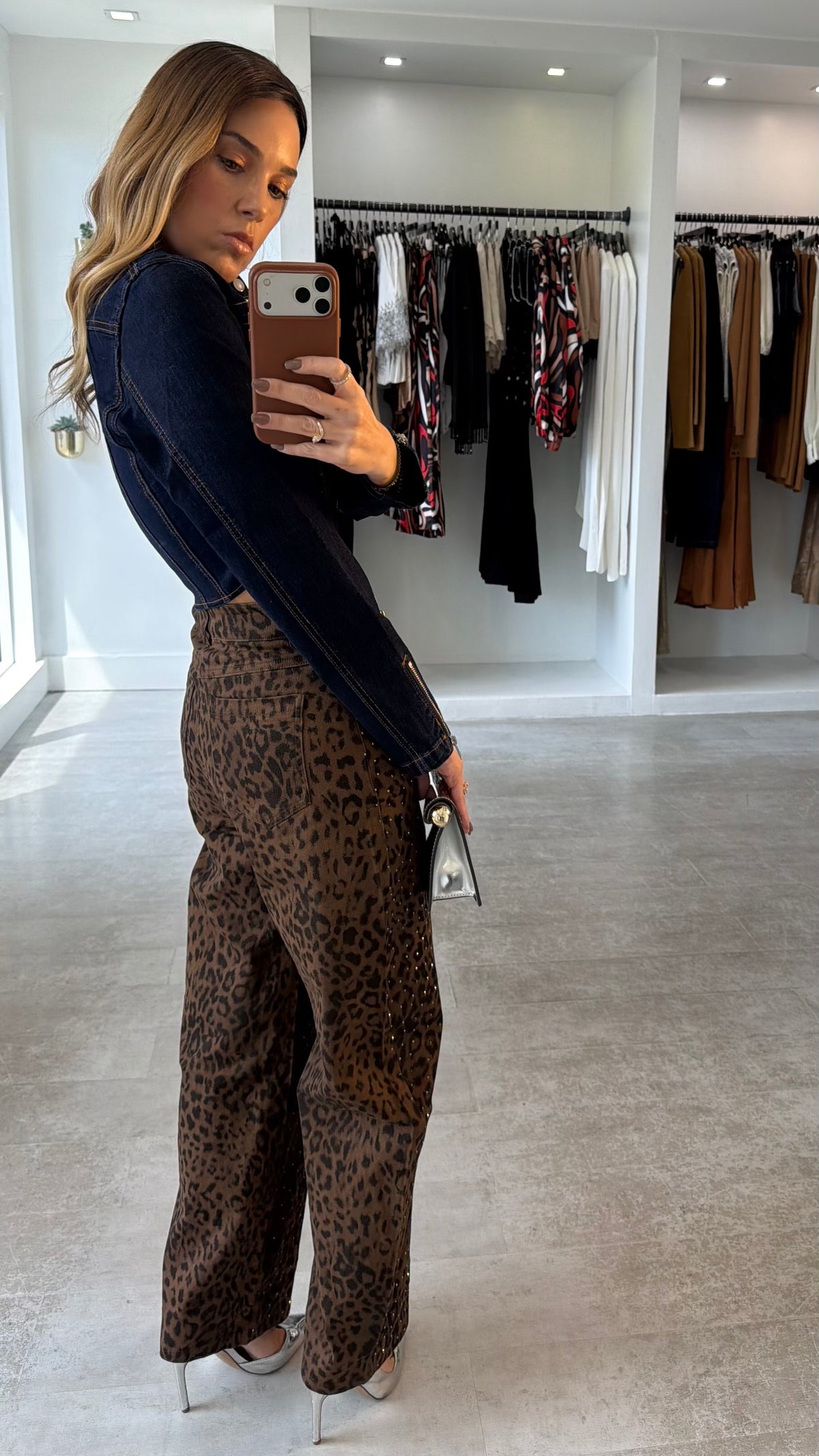 CONTOUR DARK DENIM TOP