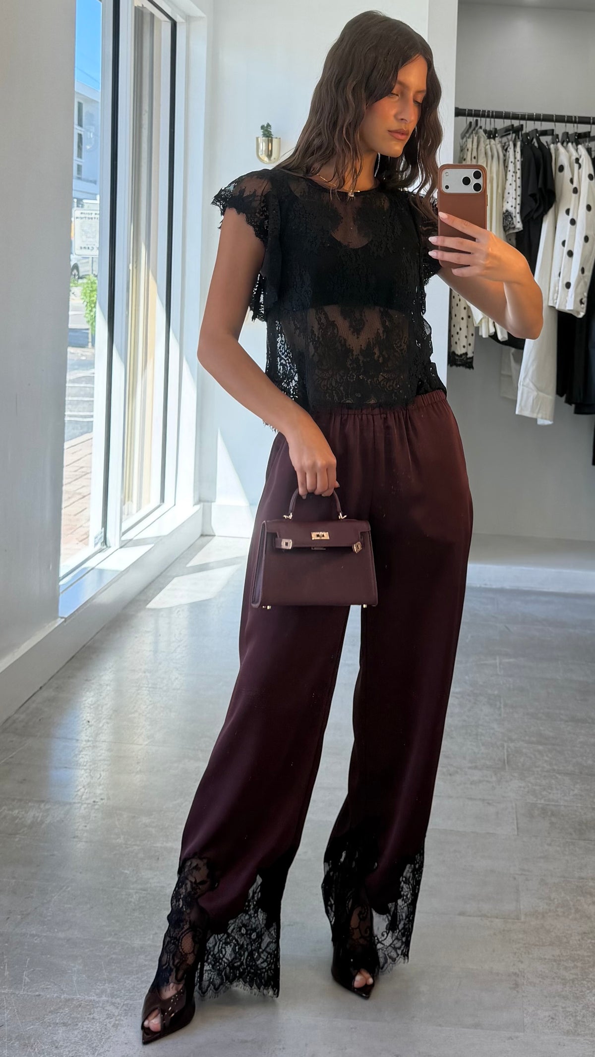 NOIR RUFFLE TOP