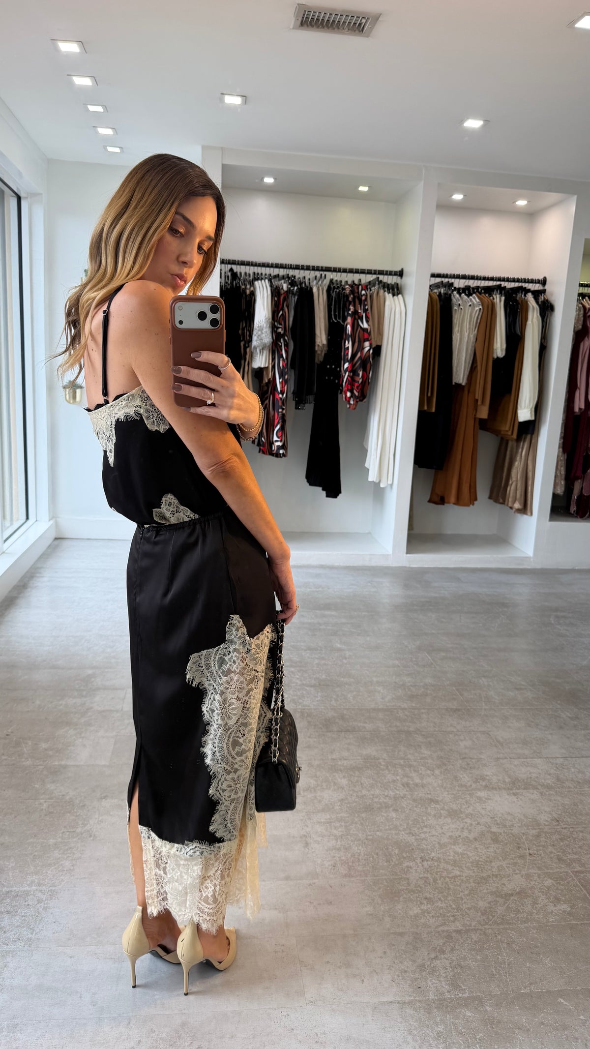 LACE AFTER DARK SKIRT