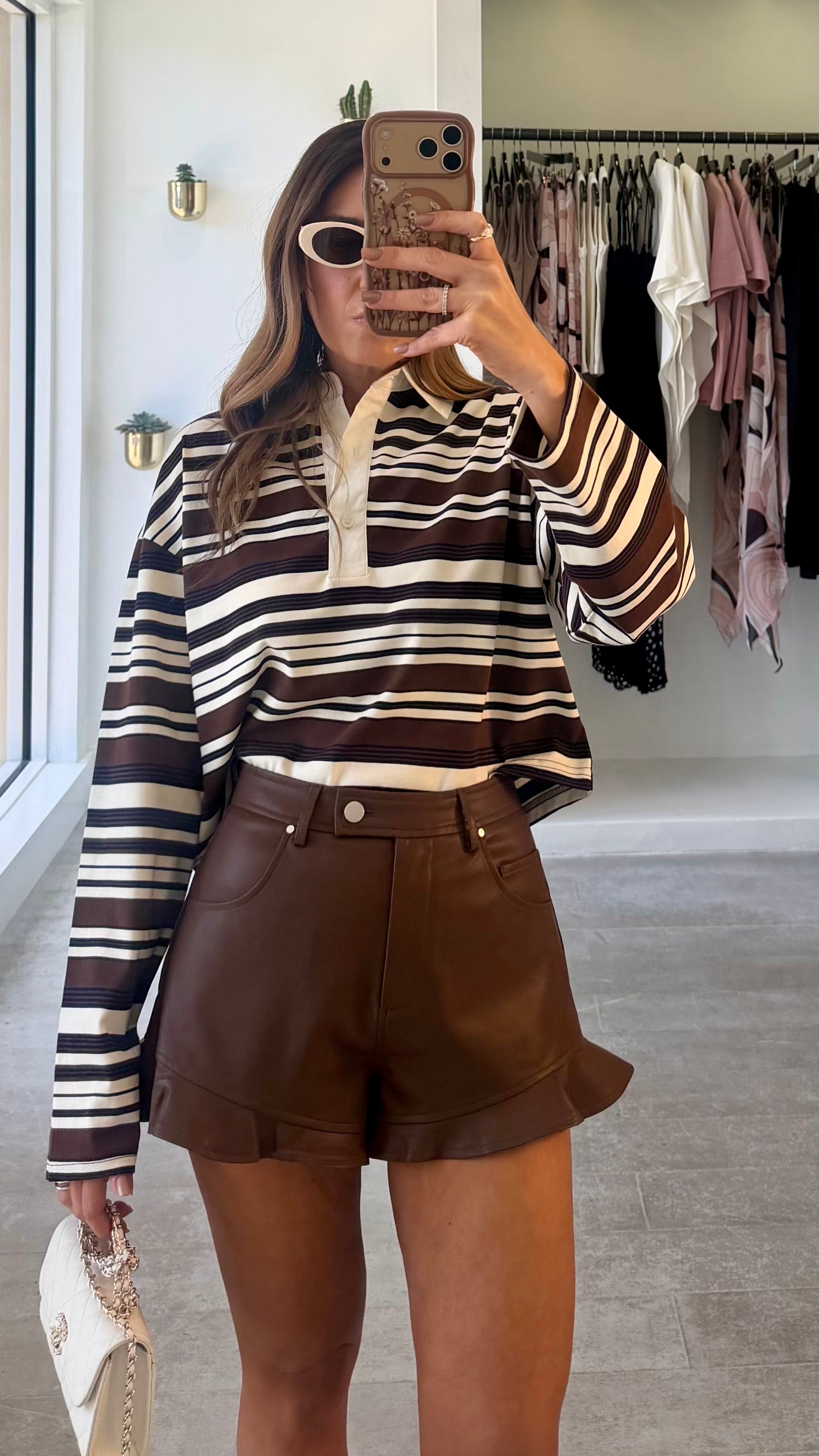 BROWN SCALLOP SHORTS