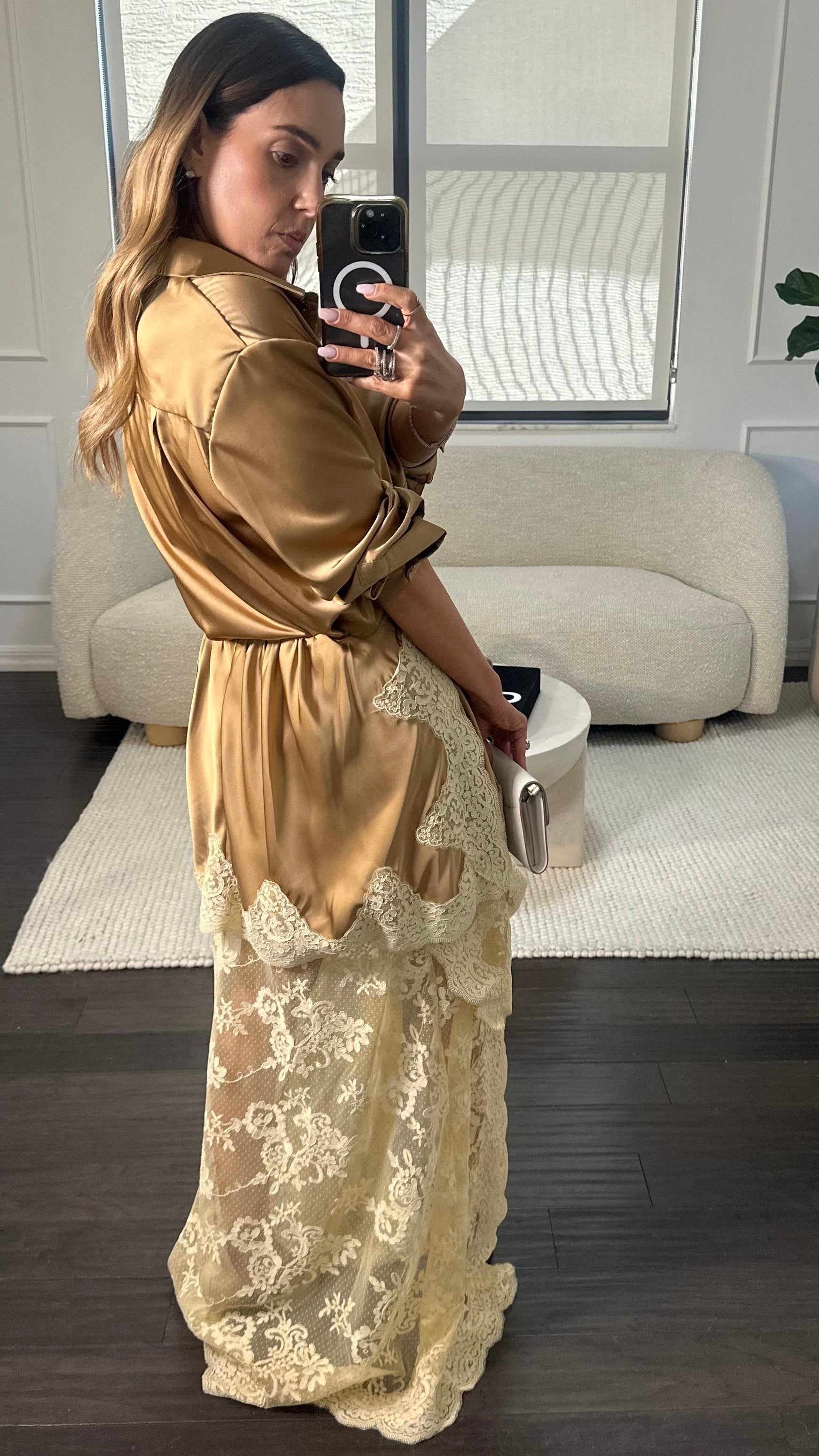 (Pre-order) CHAMPAGNE LACE SKIRT SET