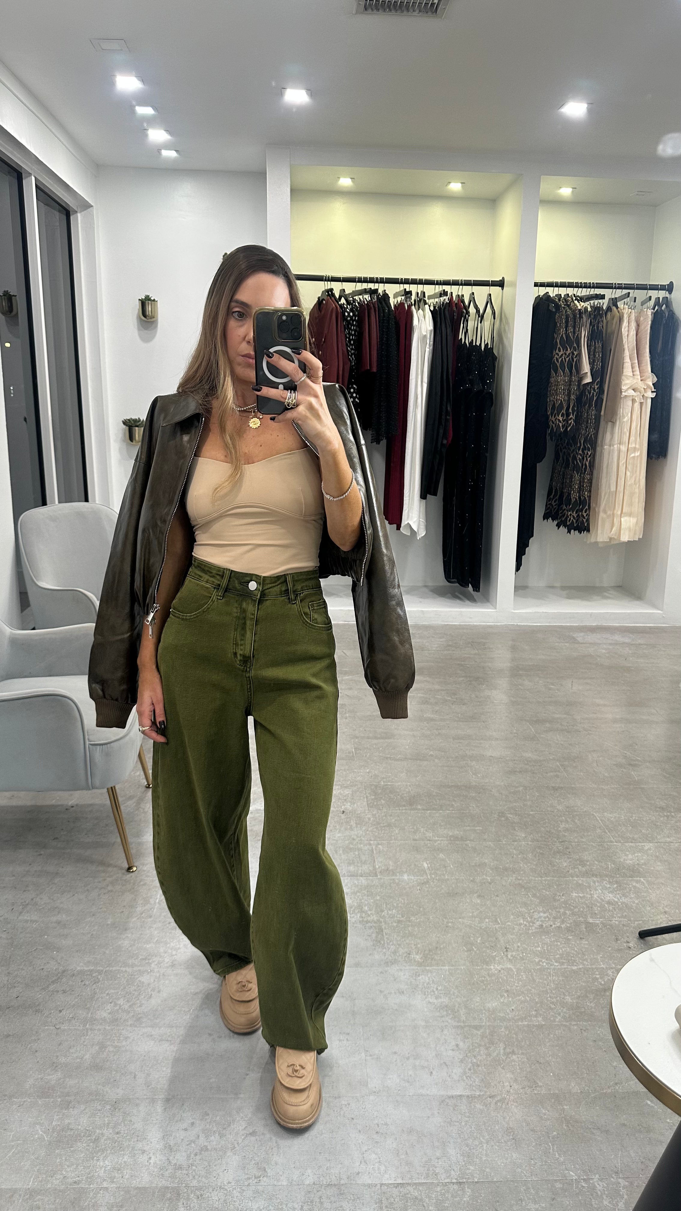 THE OLIVE CURVE BARREL