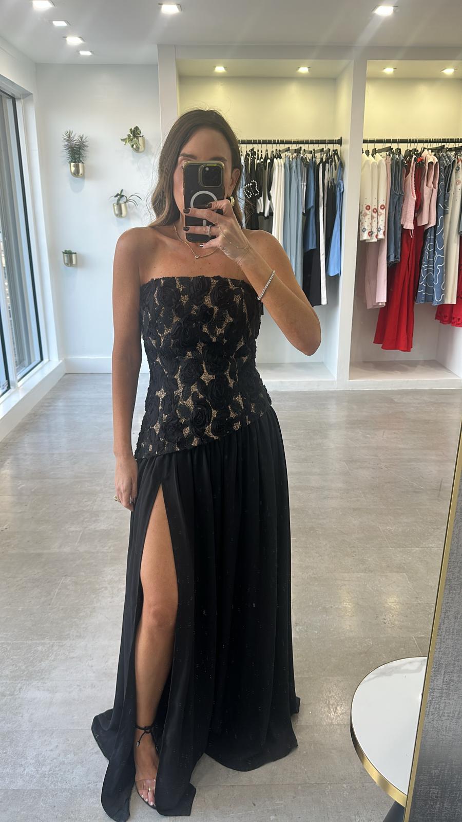 La Rosa Noir dress